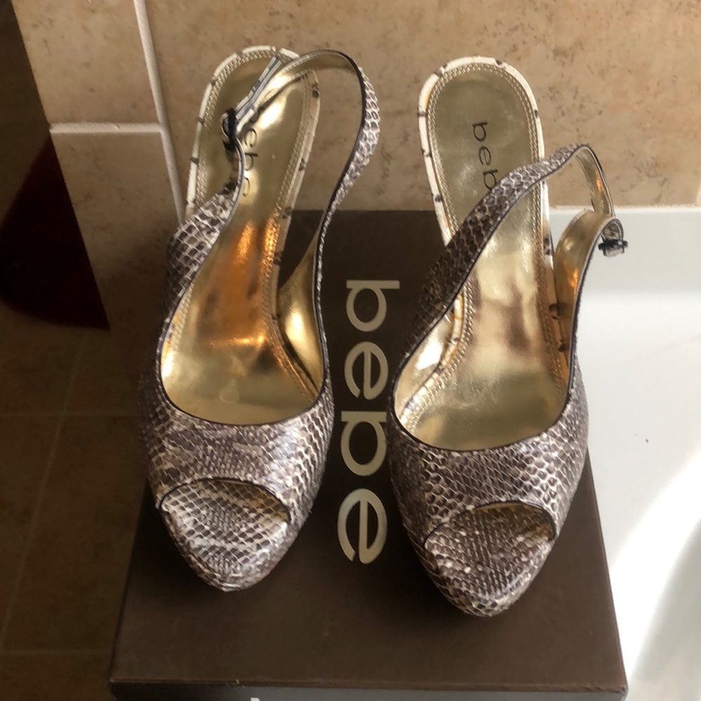 Snake print Bebe Slingback heel